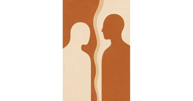 Arte abstrata com silhuetas humanas. A imagem apresenta duas figuras humanas estilizadas e minimalistas, posicionadas de frente uma para a outra, separadas por uma linha ondulada vertical central. A figura à esquerda tem cor bege clara, enquanto a da direita é marrom-avermelhada. As formas são simples, sugerindo apenas a cabeça e o tronco sem detalhes faciais ou corporais. A linha ondulada que separa as duas formas também possui um tom intermediário. O fundo é bege e não há outros elementos visuais. A cena transmite uma sensação de separação ou comunicação entre as duas figuras.